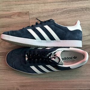 Adidas Men’s Velvet Gazelle Blue/White